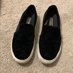 Steve Madden black shoes